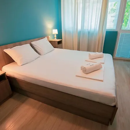 Space Of Arts ~ Two-bedroom With Balcony 부르가스